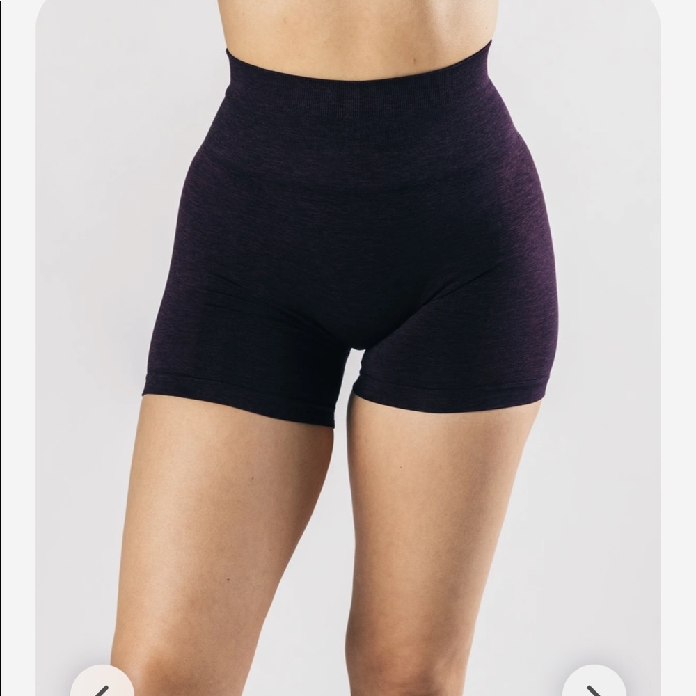 Alphalete amplify shorts